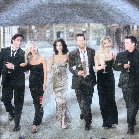 Vintage NBC experience Friends tshirt - Picture 3 of 10